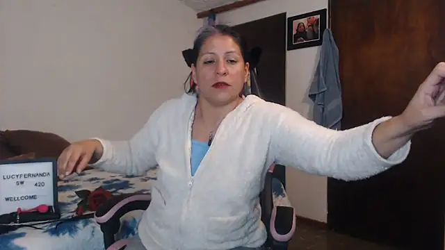 LucifernandaSw online show from 06/26/26, 10:19