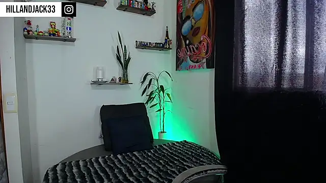 Snapshot of HillAndJack333 chatting on 10/26/25, 12:55 HillAndJack333 online show from 10/26/25, 12:55