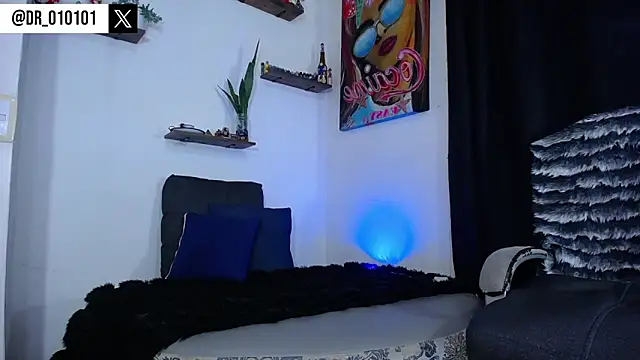 Snapshot of HillAndJack333 chatting on 12/19/25, 04:52 HillAndJack333 online show from 12/19/25, 04:52