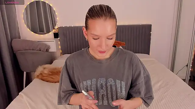 CassieRayss online show from 05/14/26, 03:19