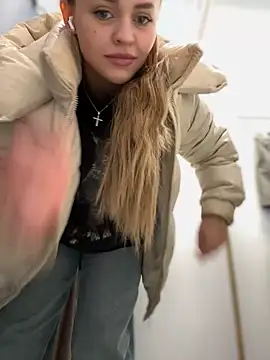 AngelinaTeller online show from 02/01/25, 07:15