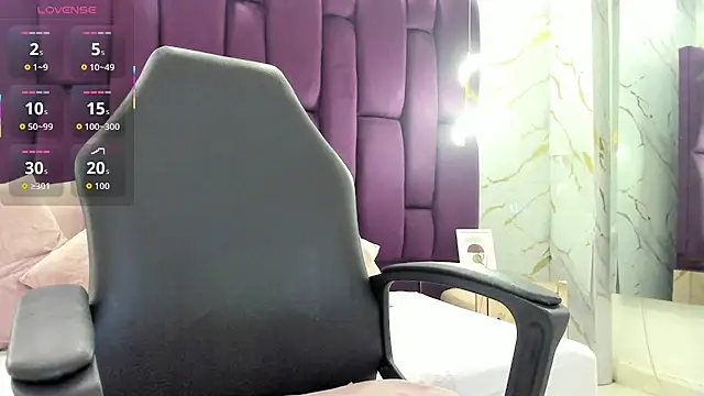 emma castilloo online show from 04/09/26, 11:21