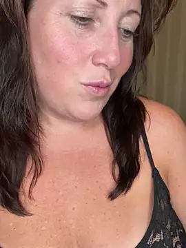 xsexycurvymilf online show from 12/05/24, 07:06