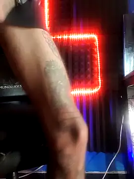 Snapshot of Themadhatter90 chatting on 01/12/25, 02:45 Themadhatter90 online show from 01/12/25, 02:45