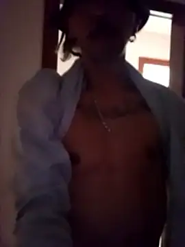 Snapshot of Themadhatter90 chatting on 02/08/26, 04:05 Themadhatter90 online show from 02/08/26, 04:05