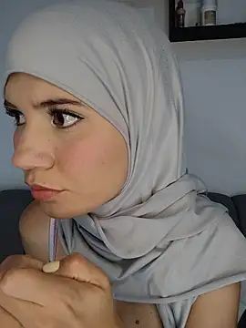 hanaa 18 online show from 06/19/26, 07:06