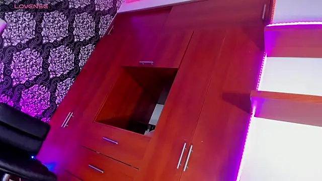 ivannapretyts online show from 12/09/24, 02:49