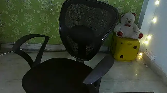 Snapshot of _Redwine_ chatting on 12/03/24, 05:42  Redwine  online show from 12/03/24, 05:42