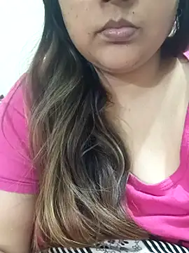 Snapshot of _Redwine_ chatting on 02/06/25, 06:13  Redwine  online show from 02/06/25, 06:13