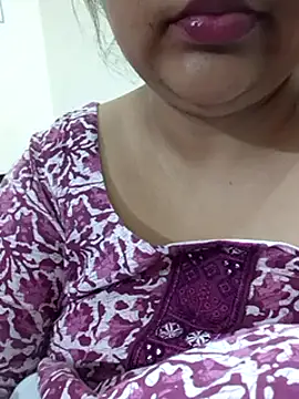 Snapshot of _Redwine_ chatting on 02/25/25, 08:41  Redwine  online show from 02/25/25, 08:41