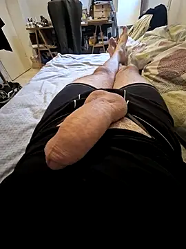 Snapshot of MarkBigDick35 chatting on 06/04/26, 05:46 MarkBigDick35 online show from 06/04/26, 05:46