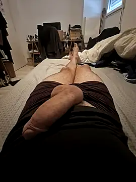 Snapshot of MarkBigDick35 chatting on 07/17/26, 08:54 MarkBigDick35 online show from 07/17/26, 08:54