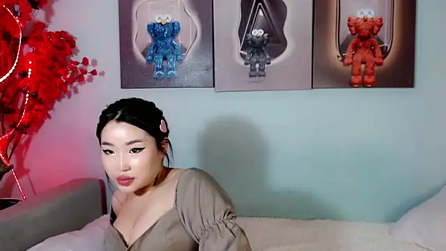 Snapshot of ichiben chatting on 01/02/25, 04:20 ichiben online show from 01/02/25, 04:20