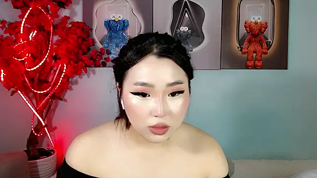 Snapshot of ichiben chatting on 03/03/25, 11:55 ichiben online show from 03/03/25, 11:55