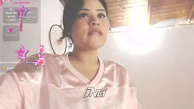 Snapshot of Amara18_ chatting on 03/07/26, 07:44 Amara18 online show from 03/07/26, 07:44