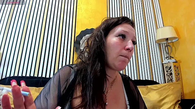 Snapshot of VanessaSquirtt chatting on 01/19/26, 09:02 VanessaSquirtt online show from 01/19/26, 09:02