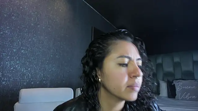 Amareto  online show from 05/02/26, 08:19