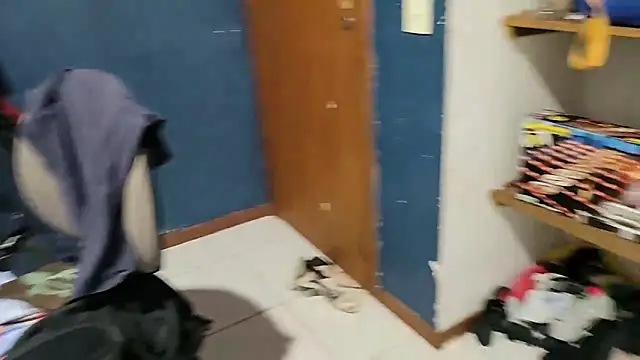 Snapshot of Luksmen chatting on 03/12/26, 05:46 Luksmen online show from 03/12/26, 05:46