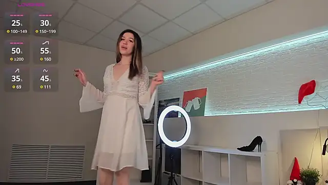 BelovedRuby online show from 12/28/24, 11:41