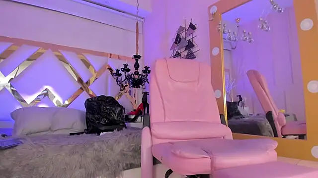 Snapshot of Juliana_Saenzz chatting on 02/05/25, 03:31 Juliana Saenzz online show from 02/05/25, 03:31