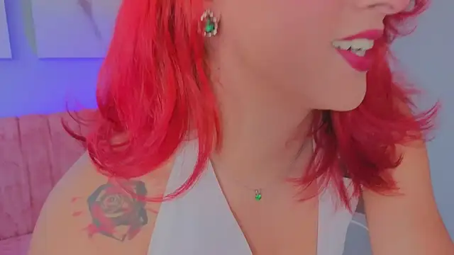 Snapshot of Juliana_Saenzz chatting on 11/04/25, 02:38 Juliana Saenzz online show from 11/04/25, 02:38