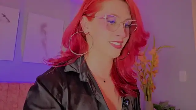 Snapshot of Juliana_Saenzz chatting on 11/25/25, 04:01 Juliana Saenzz online show from 11/25/25, 04:01