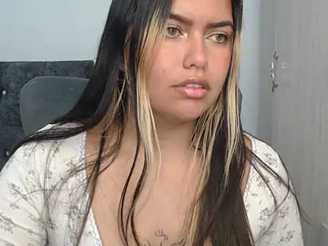 Snapshot of sweetkitty_16 chatting on 04/08/26, 09:04 sweetkitty 16 online show from 04/08/26, 09:04