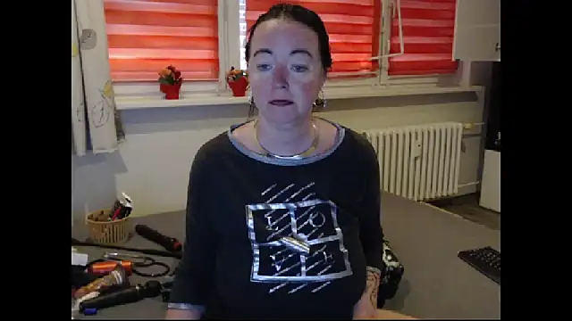 Alexie33 online show from 05/12/26, 07:16