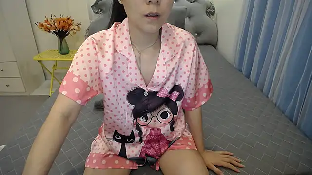 Snapshot of Lavender_Sweet chatting on 09/10/25, 05:02 Lavender Sweet online show from 09/10/25, 05:02