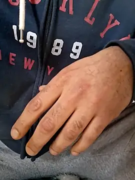 molozeb online show from 12/21/25, 10:11