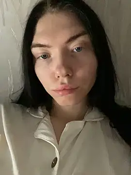 Lisaaa Alisa online show from 03/06/25, 07:43