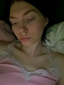 Lisaaa Alisa online show from 10/25/25, 05:40