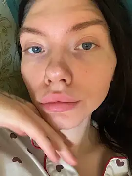 Lisaaa Alisa online show from 10/29/25, 04:04