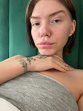 Lisaaa Alisa online show from 07/07/26, 12:31