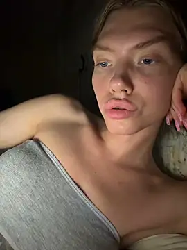 Lisaaa Alisa online show from 07/22/26, 07:05