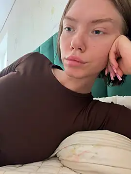 Lisaaa Alisa online show from 07/23/26, 04:21