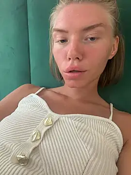 Lisaaa Alisa online show from 08/01/26, 08:35