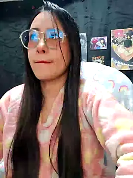 Snapshot of Janna_mnt chatting on 12/20/24, 04:53 Janna mnt online show from 12/20/24, 04:53