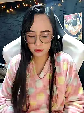 Snapshot of Janna_mnt chatting on 02/06/25, 03:48 Janna mnt online show from 02/06/25, 03:48