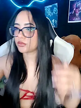 Snapshot of Janna_mnt chatting on 09/29/25, 02:33 Janna mnt online show from 09/29/25, 02:33