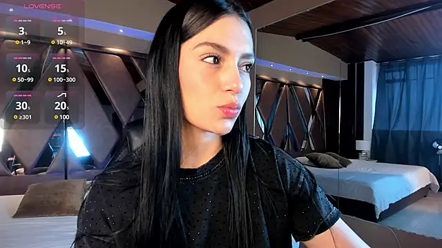 Snapshot of carina_rossi chatting on 01/11/25, 12:18 carina rossi online show from 01/11/25, 12:18