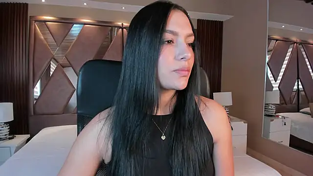 carina rossi online show from 10/25/25, 01:18