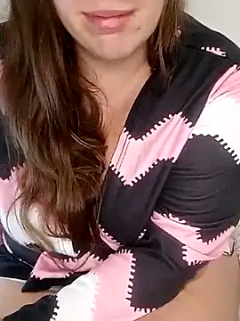 FrancaiseLynne online show from 09/08/25, 08:52