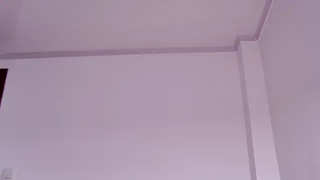 Snapshot of caarlywhitee chatting on 03/06/26, 01:13 caarlywhitee online show from 03/06/26, 01:13