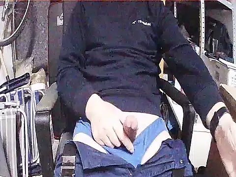 Snapshot of dar12173 chatting on 03/26/26, 07:36 dar12173 online show from 03/26/26, 07:36