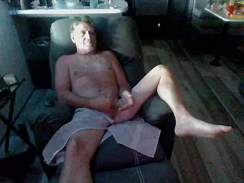 Snapshot of lateniter chatting on 09/08/25, 11:48 lateniter online show from 09/08/25, 11:48