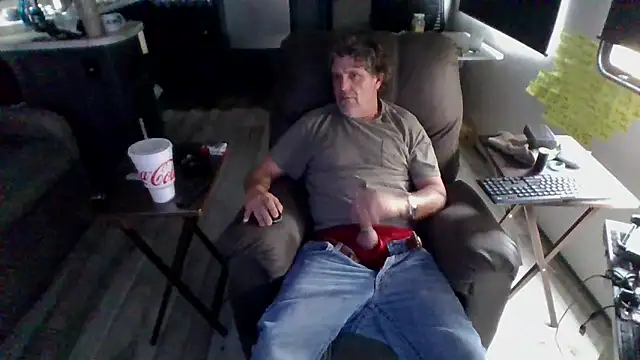 Snapshot of lateniter chatting on 02/13/26, 06:15 lateniter online show from 02/13/26, 06:15