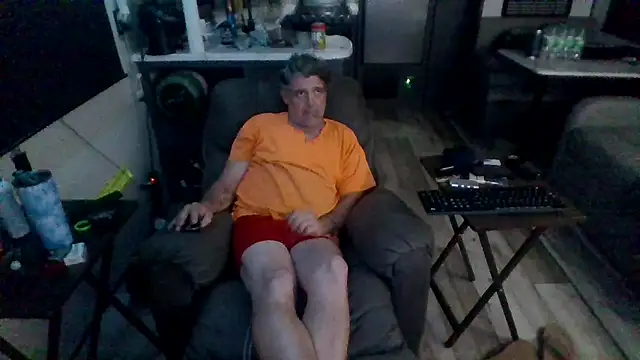 Snapshot of lateniter chatting on 03/15/26, 05:35 lateniter online show from 03/15/26, 05:35