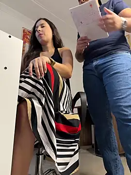 LittleDoll    online show from 02/10/25, 12:50