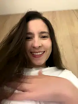 LittleDoll    online show from 11/08/25, 11:25